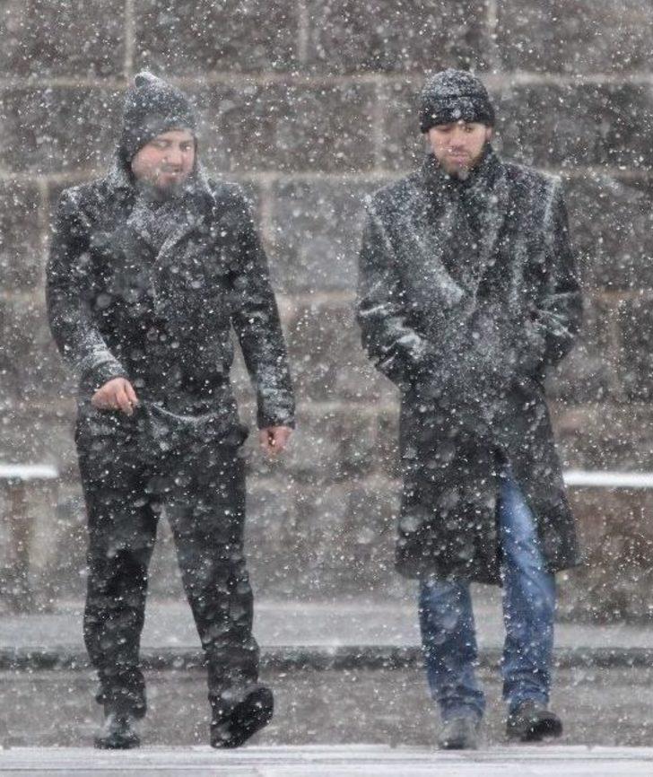 Kayseri’de Yoğun Kar Yağışı Etkili Oluyor G3