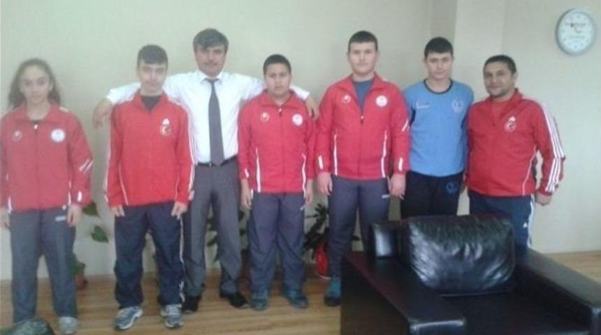 Bartın Halterde T&uuml;rkiye Birincisi