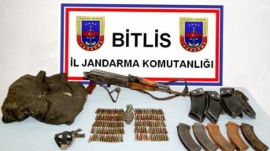 Bitlis&rsquo;te 1 Pkk&rsquo;lı Teslim Oldu