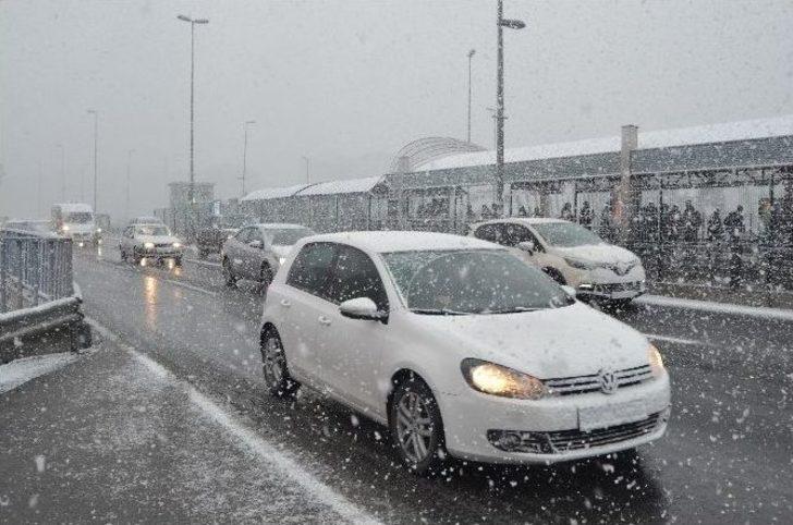 İstanbul’da Yoğun Kar Yağışı G1