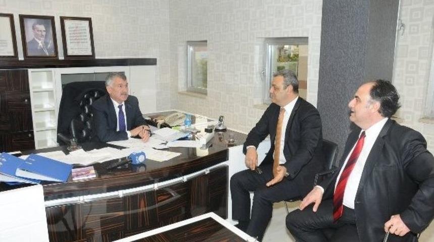 Karalar Ve Bozkurt&rsquo;tan Karnavala Davet