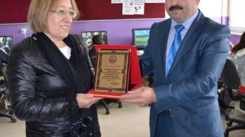 Şehirlioğlu İlk&ouml;ğretim Okulu Laboratuvarına Kavuştu