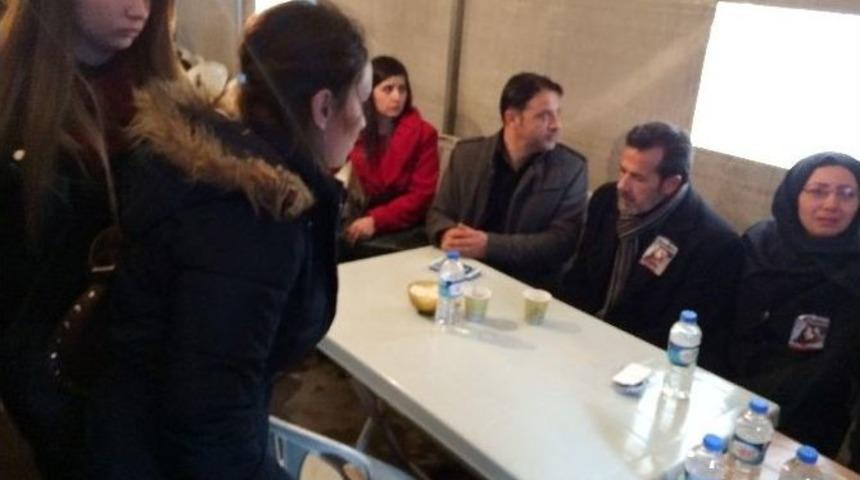 &Ouml;zgecan&rsquo;ın Okul Arkadaşı Taziye Evinde Fenalık Ge&ccedil;irdi