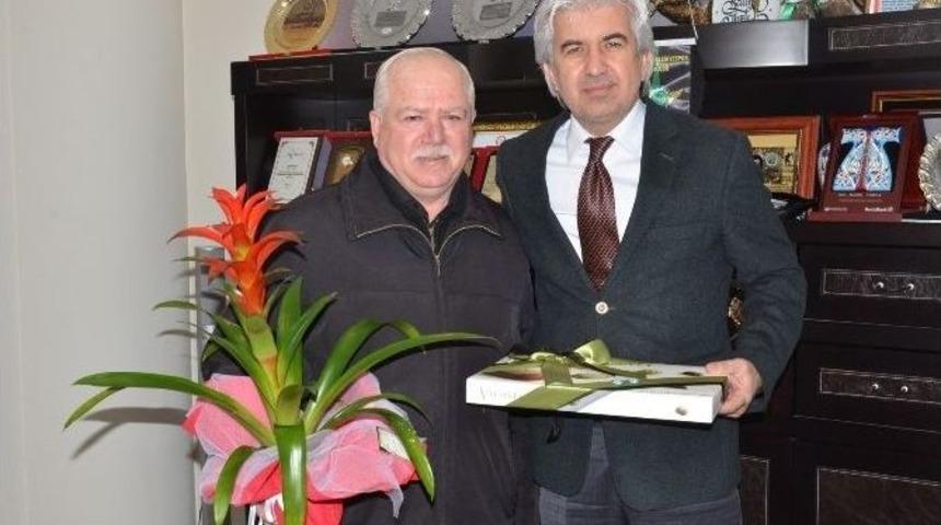 1970 Akigolar Taraftarlar Derneğinden Başkan Salih Hızlı&rsquo;yı Ziyaret