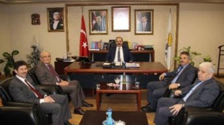 Yılmaz&rsquo;dan Ak Parti&rsquo;ye Ziyaret