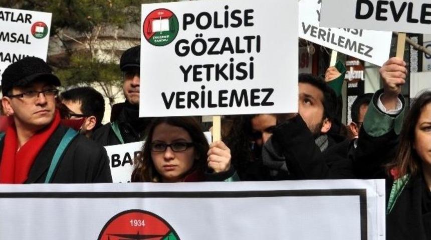 Avukatlardan &rsquo;i&ccedil; G&uuml;venlik Paketi&rsquo; Y&uuml;r&uuml;y&uuml;ş&uuml;