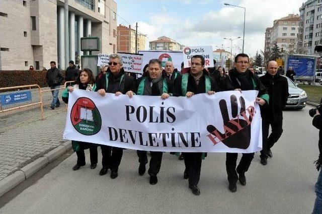 Avukatlardan ’iç Güvenlik Paketi’ Yürüyüşü