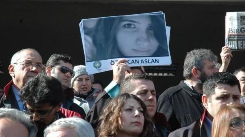 &Ccedil;hd'li Avukatlardan Tutuklama Tepkisi