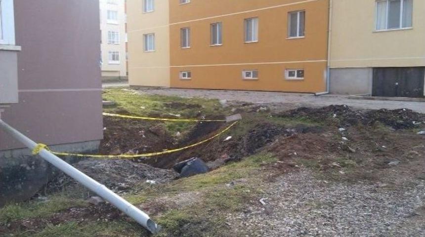 Sarıoğlan’da 80 Yaşındaki Kadın Ölü Olarak Bulundu