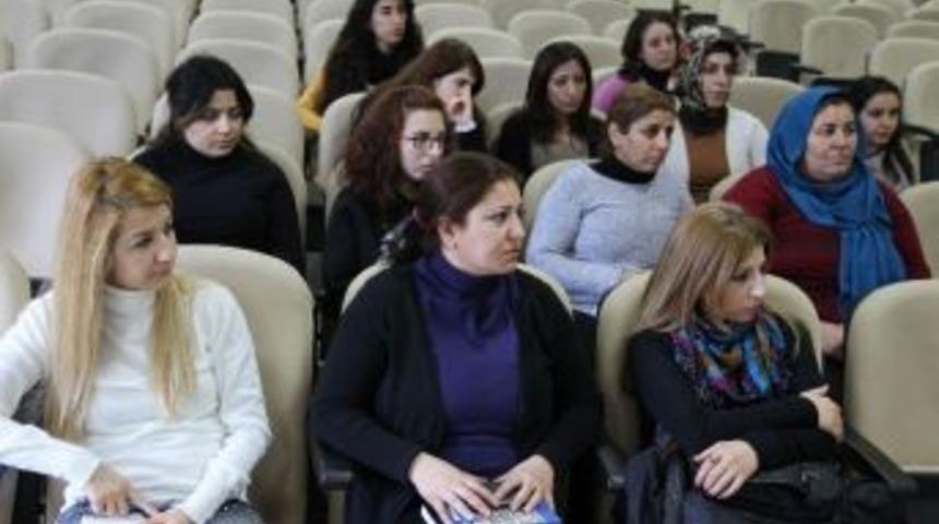 Bağlar Belediyesi&rsquo;nde Toplumsal Cinsiyet Eğitim Semineri D&uuml;zenlendi