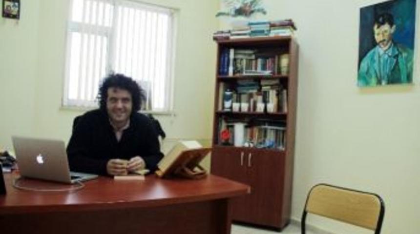 İngiltere’nin En Saygın Bursunu Kazandı