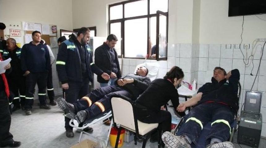 Odunpazarı Personelinin T&uuml;rk Kızılayı&rsquo;na Kan Bağışı Devam Ediyor