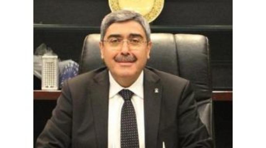 Ak Parti İl Başkanı &Ouml;zke&ccedil;e&ccedil;i: &ldquo;sağlık Hizmetleri İnsanoğlunun Temel Hakkıdır&rdquo;