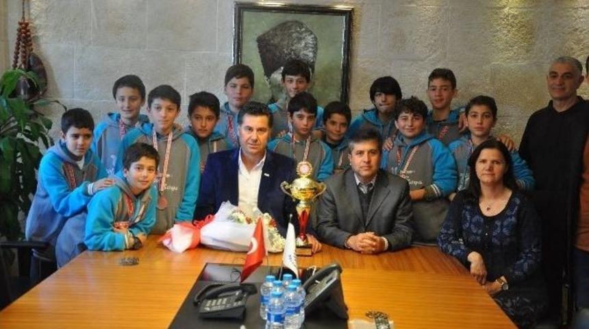 Bodrumlu Minik Basketbolcular Muğla&rsquo;yı Temsil Edecek