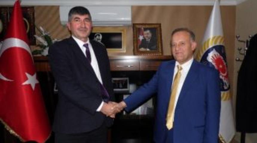 Osman &Ouml;zet, Bel&ouml;ren Belediyesini Ziyaret Etti