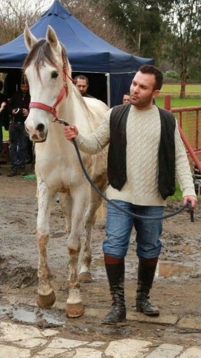 Genç Yıldız Emrah, Korkuteli’nin Gururu Oldu