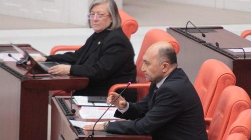 Ak Partili Vekil&rsquo;den Genel Kurul&rsquo;da &Ouml;zgecan İ&ccedil;in El-fatiha