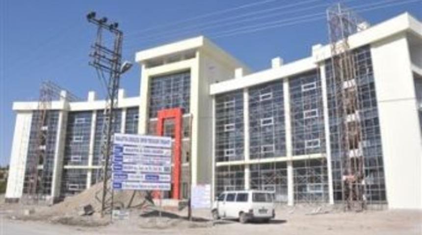 Yarım Kalan Tesisi Malatya B&uuml;y&uuml;kşehir Belediyesi Tamamlayacak