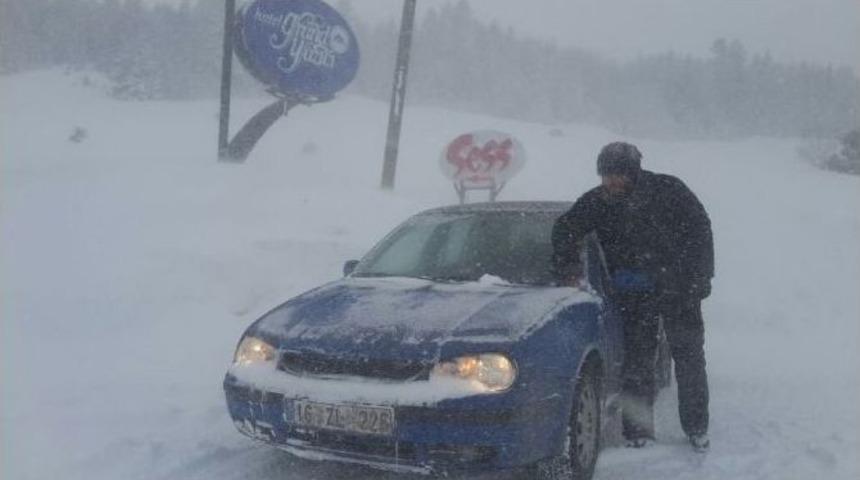 Uludağ&rsquo;da Tipi Tatilcileri Olumsuz Etkiledi