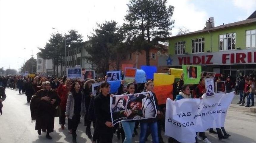 Erzincan&rsquo;da &Ouml;zgecan Aslan Protestosu