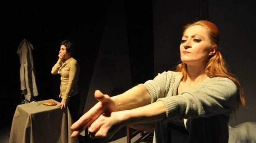 &ldquo;doğum, D&uuml;ğ&uuml;n Ve &Ouml;l&uuml;m&rdquo; Samsun&rsquo;sa Sahneleniyor