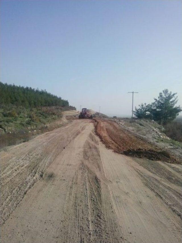 Saruhanlı Belediyesi Çaltepe Yolunu Düzenledi