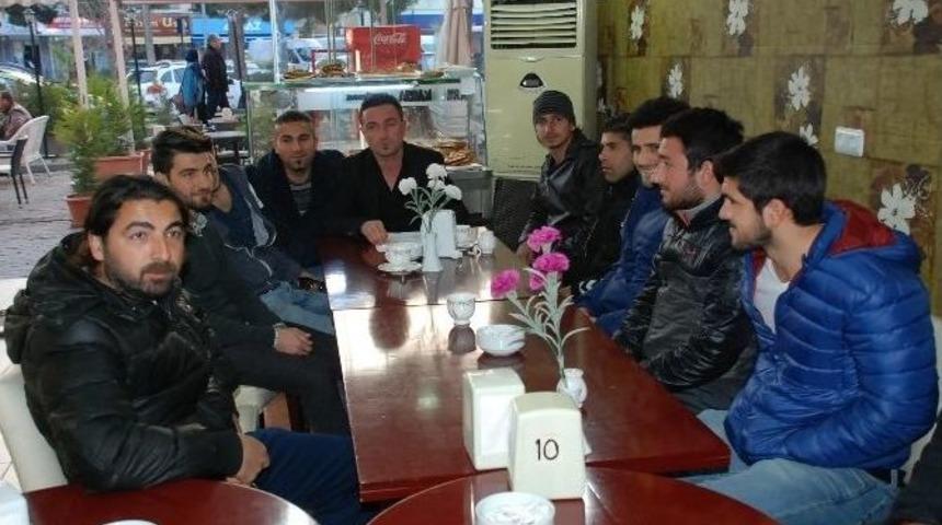 Yenihisarspor’da Teknik Heyet Ve Futbolculardan Kulüp Başkanına Eleştiri