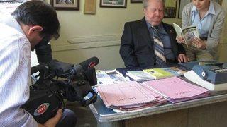 85 Yaşındaki Gazeteci Mustafa Erdal Hayatını Kaybetti