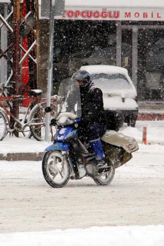 Kar Yağışı, Kayseri Ve Nevşehir'de Ulaşımı Olumsuz Etkiledi (3)