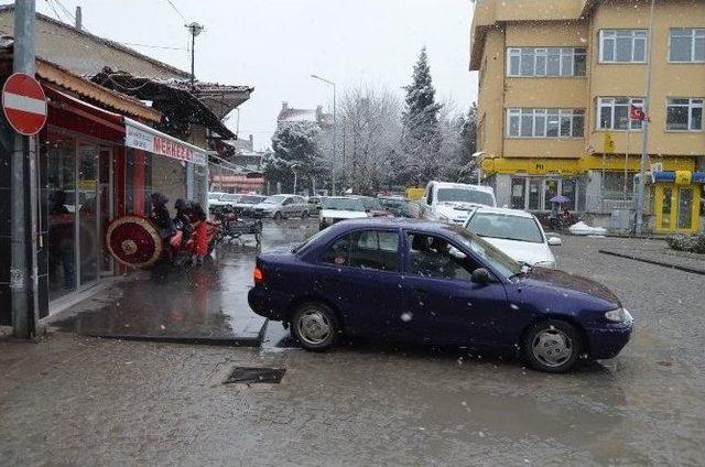 Emniyetten Kaldırım Uyarısı