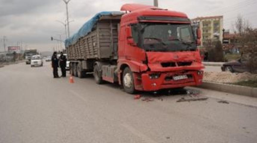 Tavşanlı &Ccedil;evre Yolu&rsquo;nda Trafik Kazası: 1 Yaralı