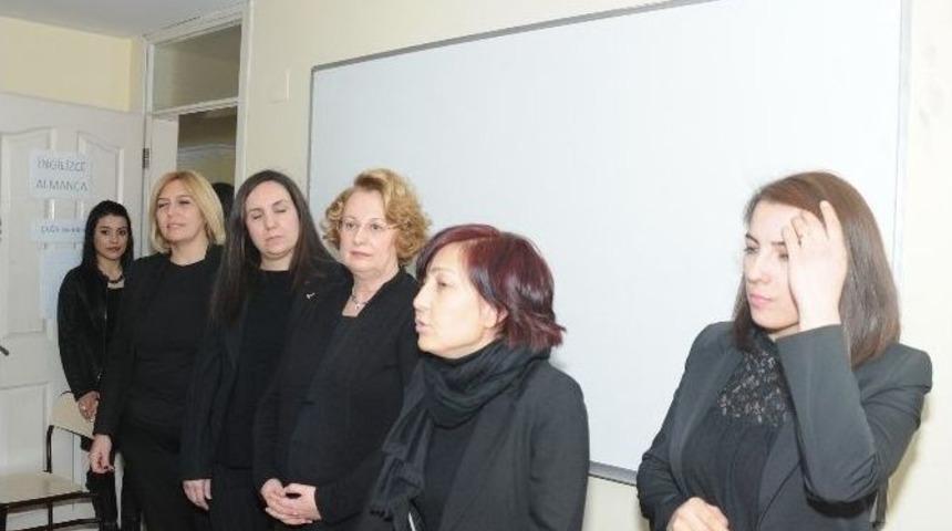 Kadınlar Hakları Konusunda Bilinçlendirilecek