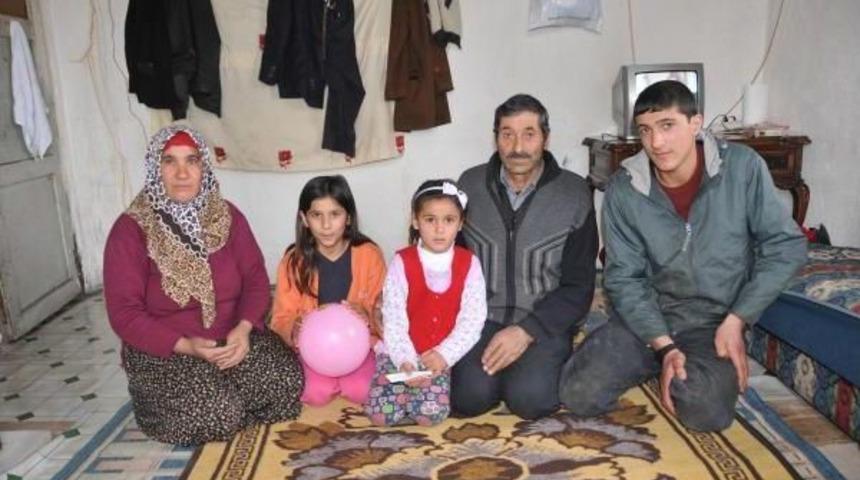 6 Kişilik Aile, Kent Ortasında Sefaleti Yaşıyor