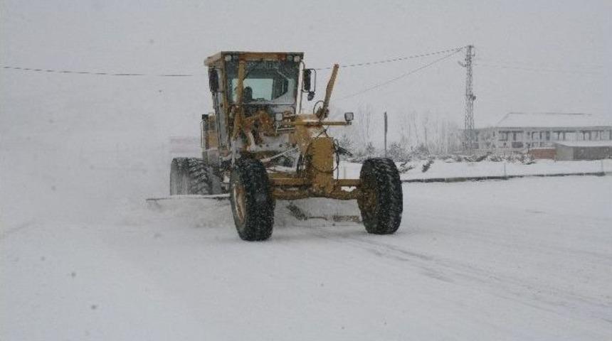 Yozgat&rsquo;ta Kar Hayatı Olumsuz Etkiledi