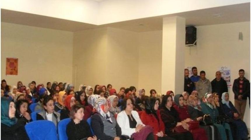 Hasankeyf&rsquo;te &ldquo;kadına Şiddette Erkeğin Bilin&ccedil;lendirilmesi&rdquo; Etkinliği D&uuml;zenlendi