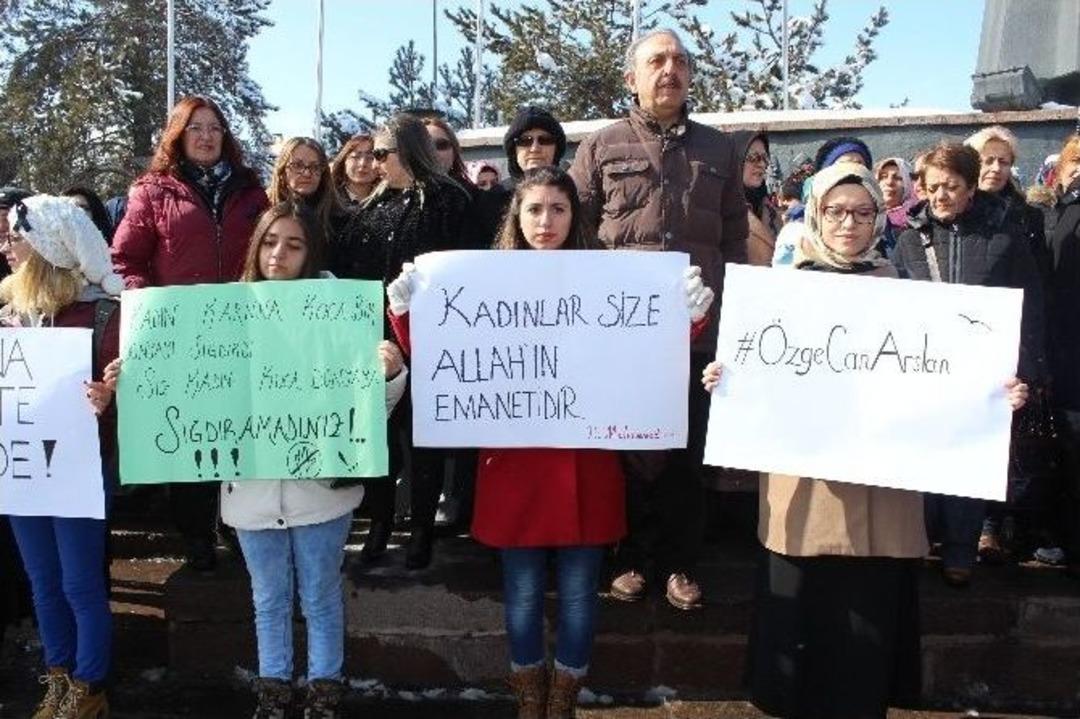 Erzurum Kadın Platformundan &Ouml;zgecan Eylemi