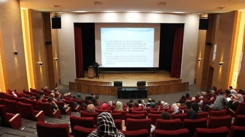 Yrd. Do&ccedil;. Dr. Yeşim G&uuml;le&ccedil;: &ldquo;olumlu Davranışlar &Ouml;d&uuml;llendirilmeli&rdquo;