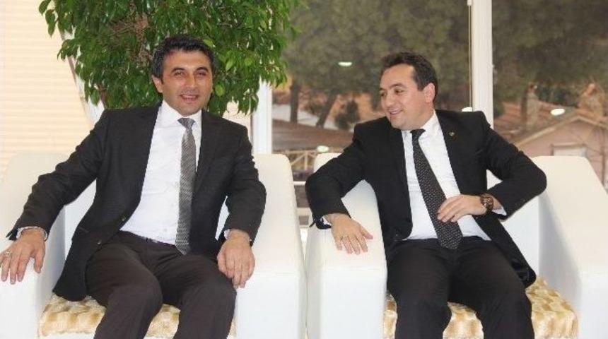 Sarıg&ouml;l&rsquo;de Mhp&rsquo;li Aday Adayı Hasan Eryılmaz&rsquo;a &Ouml;vg&uuml;