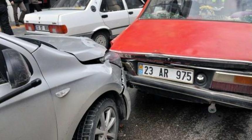 Polisten Ka&ccedil;an Ş&uuml;pheli Kaza Yapınca Yakalandı