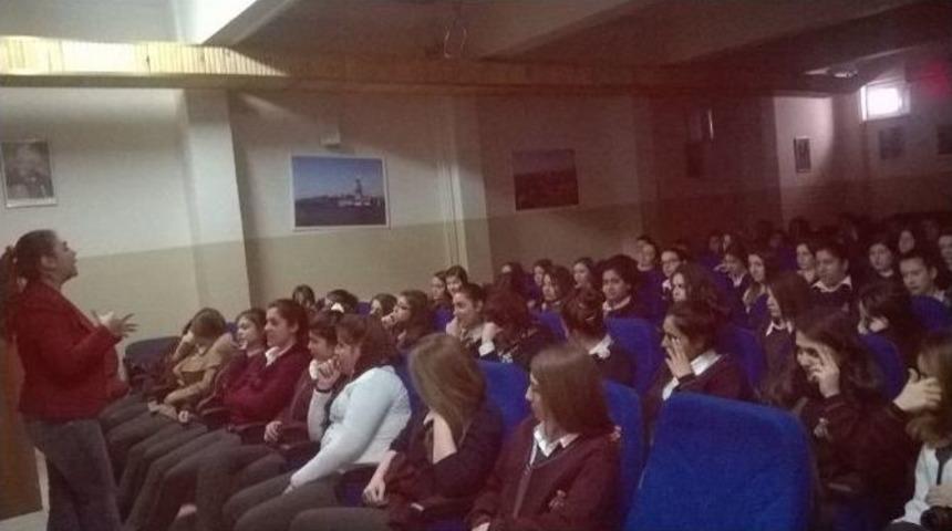 Edirne&rsquo;de Kadınlara Y&ouml;nelik Eğitim Seminerleri Arttırılmaya Başlandı