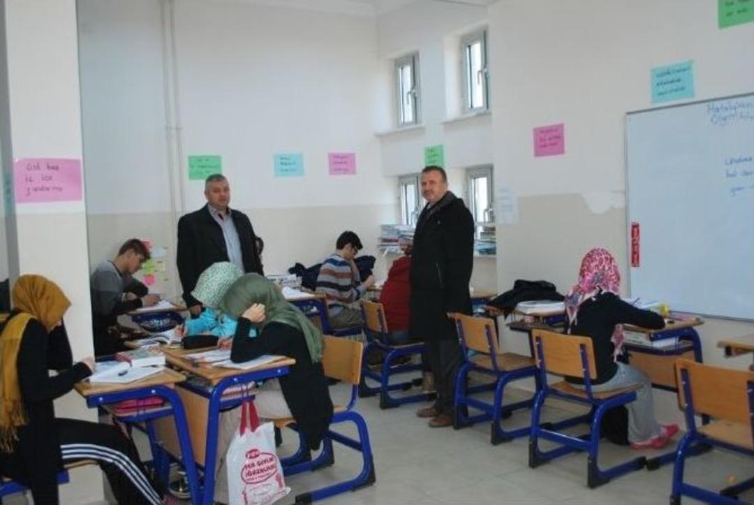 Pazarlar Anadolu Lisesinde Birebir Ve Et&uuml;t &Ccedil;alışmaları Devam Ediyor