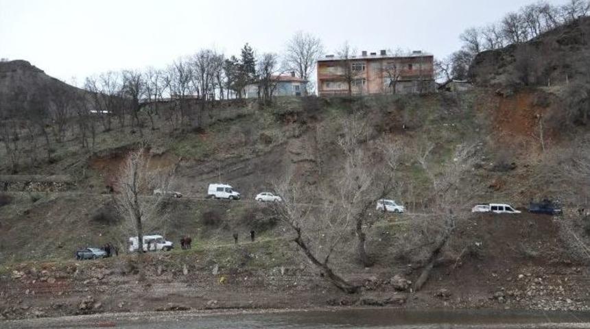 İntihar Girişiminde Bulunan Polis Ağır Yaralandı