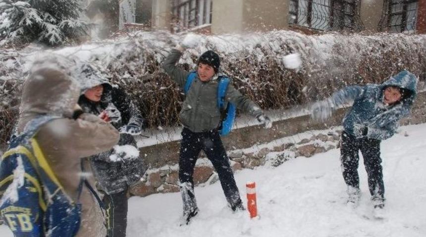 Tokat&rsquo;ta Kar Tatili &Ouml;ğrencileri Sevindirdi