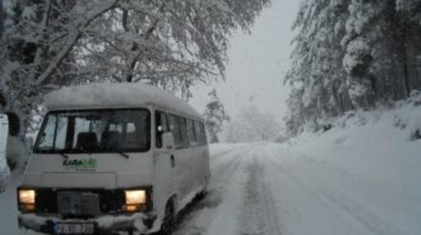 Dursunbey&rsquo;de Eğitime Kar Engeli