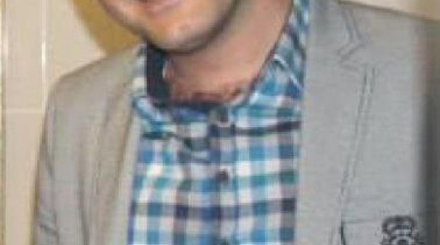 Otomobil, Duran Tır&rsquo;A &Ccedil;arptı: 2 Yaralı