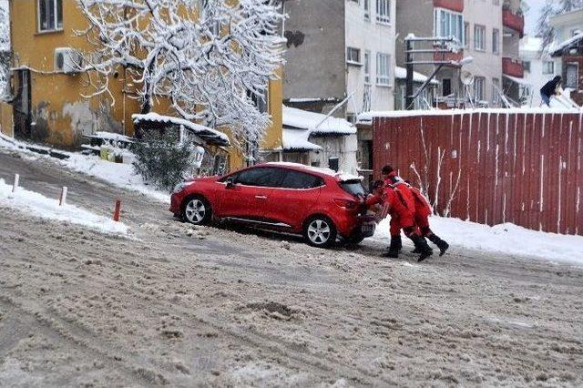 Mak’tan Sürücülere Sıcak İkram