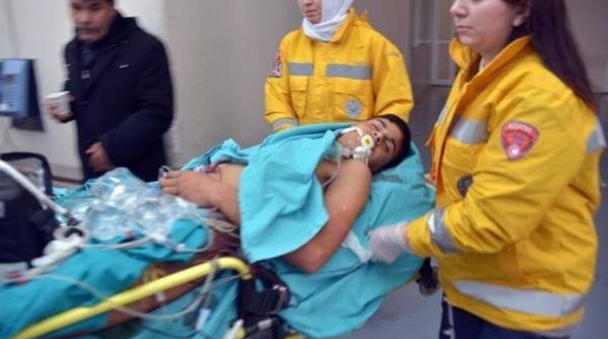 Kuzeni Tarafından Bı&ccedil;aklanan Gen&ccedil; Yaşam M&uuml;cadelesini Kaybetti