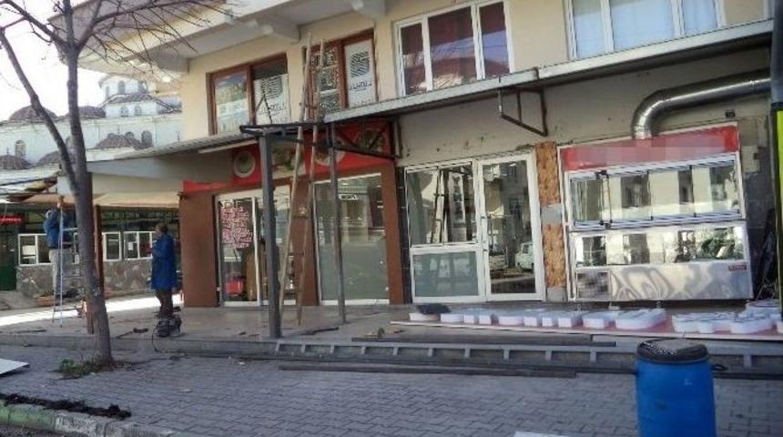 Zabıta G&uuml;zelyalı&rsquo;da &Ccedil;ıkmaları Kaldırıyor