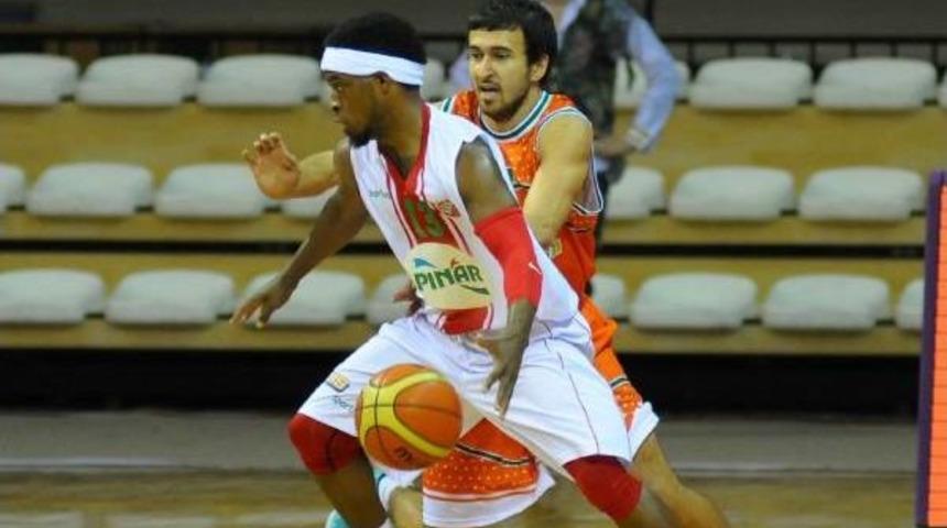 Pınar Karşıyaka-Banvit: 89-64