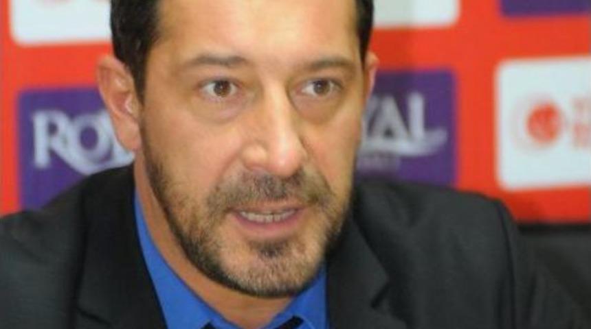 Pınar Karşıyaka-Banvit Soyunma Odaları